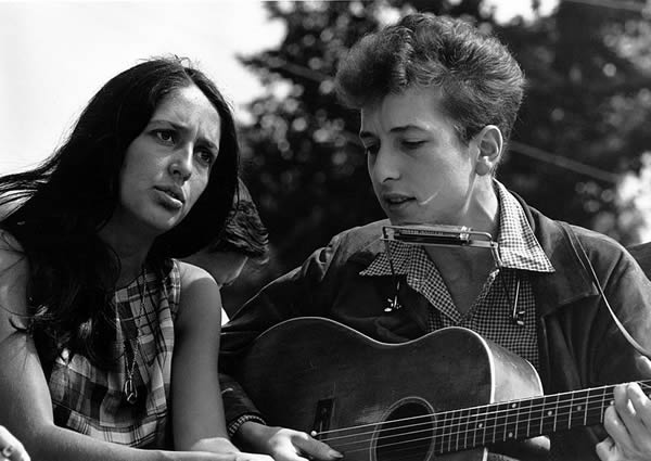 fotografia de Bob Dylan i Joan Baez el 1963